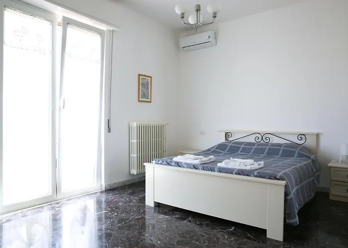 Casa Cala Portecchia * Mola di Bari